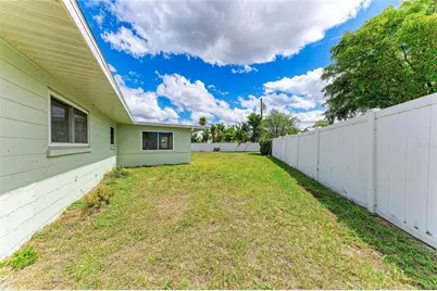 2811 33rd Avenue W, Bradenton, FL 34205 - Photo 30