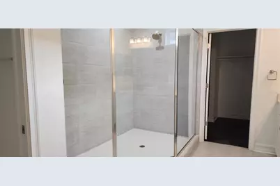 7592 Aguila Drive, Sarasota, FL 34240 - Photo 18