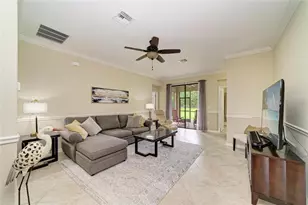 6810 Willowshire Way, Bradenton, FL 34212 - Photo 2