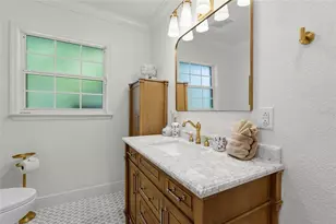 7746 Westmoreland Dr, Sarasota, FL 34243 - Photo 20
