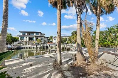 5448 Azure Way, Sarasota, FL 34242 - Photo 34