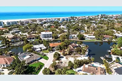 5448 Azure Way, Sarasota, FL 34242 - Photo 2