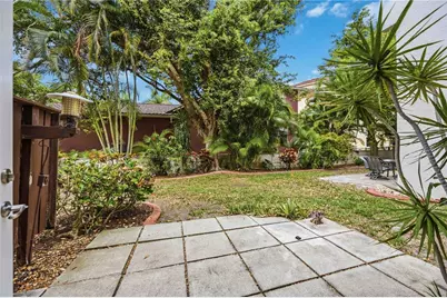 270 Santa Maria Street #104, Venice, FL 34285 - Photo 32