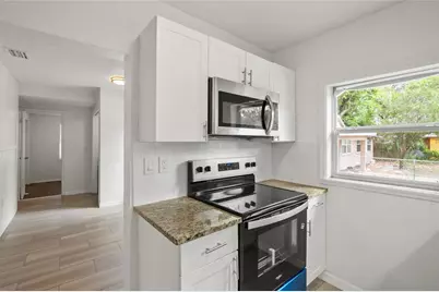 1618 43rd Street S, Saint Petersburg, FL 33711 - Photo 4