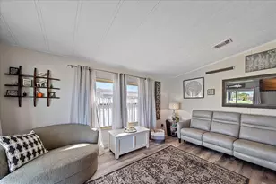 137 Lakeview Dr, Palmetto, FL 34221 - Photo 14