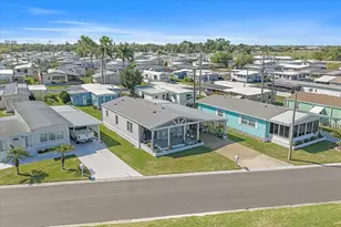 137 Lakeview Dr, Palmetto, FL 34221 - Photo 24