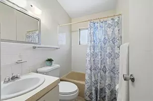 3876 Prudence Dr, Sarasota, FL 34235 - Photo 28