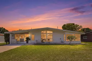 3876 Prudence Dr, Sarasota, FL 34235 - Photo 1