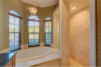 7825 Wilton Crescent Circle, University Park, FL 34201 - Photo 14