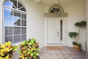 4738 Dundee Dr, Bradenton, FL 34210 - Photo 2