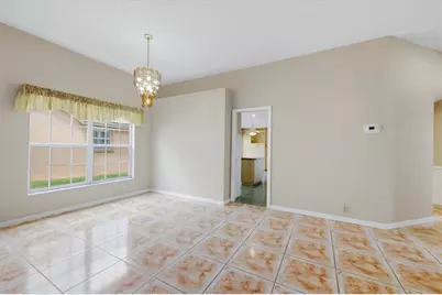 4738 Dundee Drive, Bradenton, FL 34210 - Photo 6