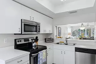 9320 Clubside Cir, Sarasota, FL 34238 - Photo 12