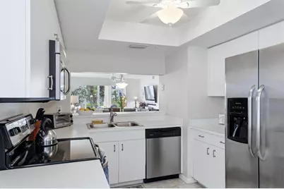 9320 Clubside Circle #2108, Sarasota, FL 34238 - Photo 10