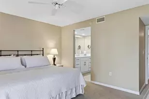 9320 Clubside Cir, Sarasota, FL 34238 - Photo 22