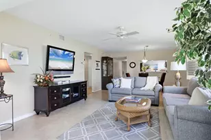 9320 Clubside Cir, Sarasota, FL 34238 - Photo 16