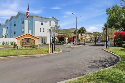 3871 Mariner Drive, Saint Petersburg, FL 33705 - Photo 2