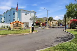 3871 Mariner Dr, Saint Petersburg, FL 33705 - Photo 2