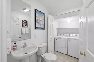 3871 Mariner Dr, Saint Petersburg, FL 33705 - Photo 16