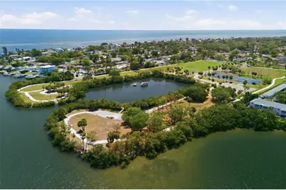 3871 Mariner Drive, Saint Petersburg, FL 33705 - Photo 44