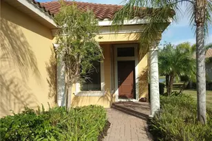 14305 Stirling Dr, Lakewood Ranch, FL 34202 - Photo 2