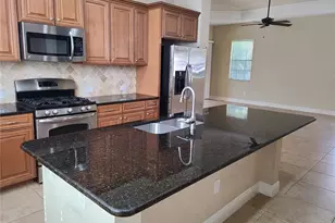 14305 Stirling Dr, Lakewood Ranch, FL 34202 - Photo 4