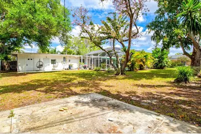 214 Gaines Avenue, Sarasota, FL 34243 - Photo 56