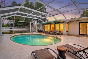 214 Gaines Ave, Sarasota, FL 34243 - Photo 48