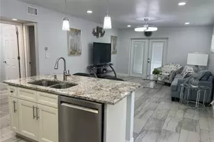 1742 S 8th St, Fernandina Beach, FL 32034 - Photo 4