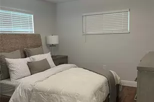 1742 8th St, Sarasota, FL 34236 - Photo 16