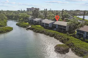 1511 Pelican Point Dr, Sarasota, FL 34231 - Photo 46