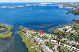 1511 Pelican Point Dr, Sarasota, FL 34231 - Photo 52