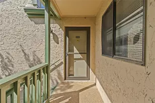 1511 Pelican Point Dr, Sarasota, FL 34231 - Photo 2