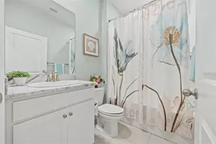 18026 Fattoria Ter, Bradenton, FL 34211 - Photo 32