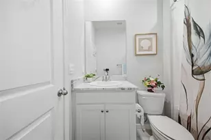 18026 Fattoria Ter, Bradenton, FL 34211 - Photo 36