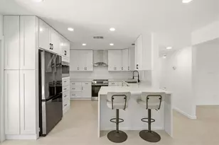 3663 Egerton Cir, Sarasota, FL 34233 - Photo 24