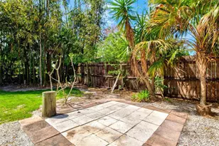 3663 Egerton Cir, Sarasota, FL 34233 - Photo 48