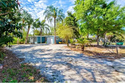 3663 Egerton Circle, Sarasota, FL 34233 - Photo 6