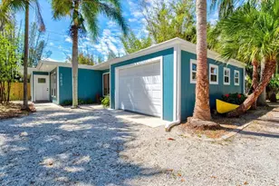 3663 Egerton Cir, Sarasota, FL 34233 - Photo 2