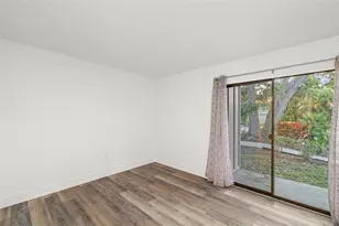 2224 Bahia Vista St, Sarasota, FL 34239 - Photo 10