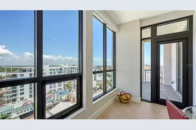 33 S Palm Avenue #1303, Sarasota, FL 34236 - Photo 16