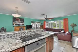 6907 9th Ave NW, Bradenton, FL 34209 - Photo 12