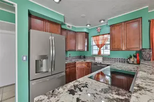 6907 9th Ave NW, Bradenton, FL 34209 - Photo 16