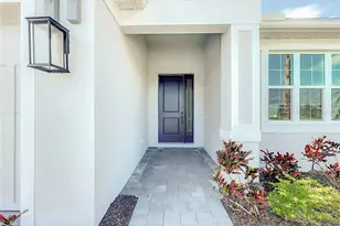 10006 Degas Ter, Bradenton, FL 34212 - Photo 2
