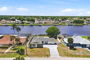 814 Ellicott Cir NW, Port Charlotte, FL 33952 - Photo 1