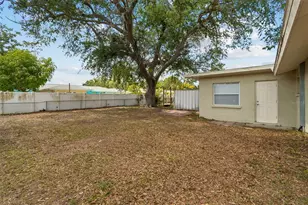 4018 Prado Dr, Sarasota, FL 34235 - Photo 64