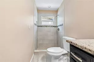 4018 Prado Dr, Sarasota, FL 34235 - Photo 56