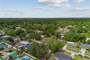 4018 Prado Dr, Sarasota, FL 34235 - Photo 72