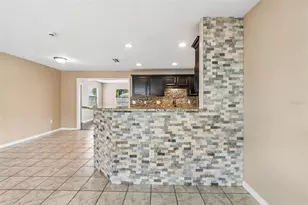 4018 Prado Dr, Sarasota, FL 34235 - Photo 4