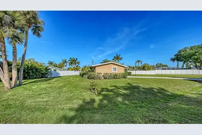 6620 Avenue C, Sarasota, FL 34231 - Photo 4