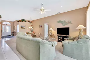 6835 Winslow St, Sarasota, FL 34243 - Photo 8